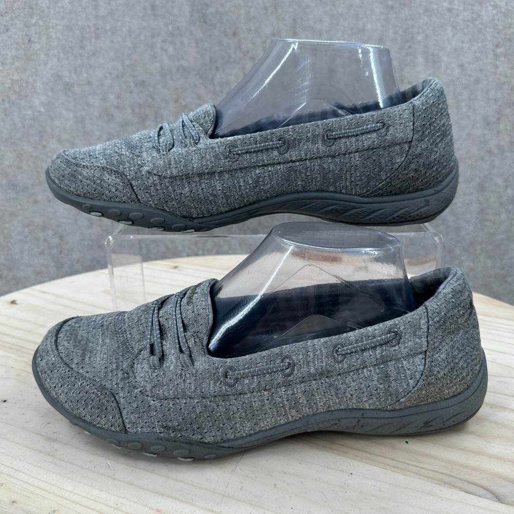 Skechers Breathe Easy Good Influence Womens 9W Gray Slip On Shoes 23839W